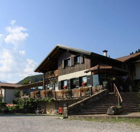 Al Fogolar Villa Santina Exterior foto